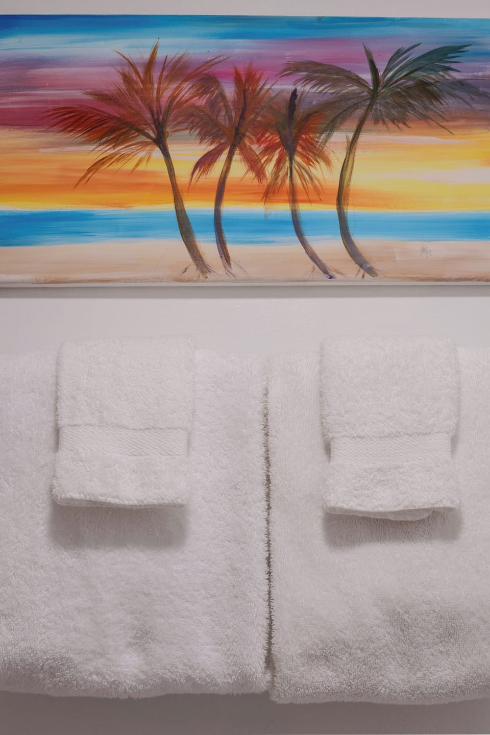 The Retreat | Bathroom | Hair dryer, towels, shampoo, toilet paper