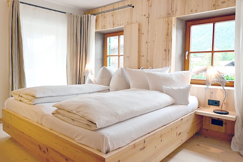 Traditional Suite, 1 King Bed, Annex Building (Suite Bauernhaus) | Hypo-allergenic bedding, down comforters, minibar, in-room safe