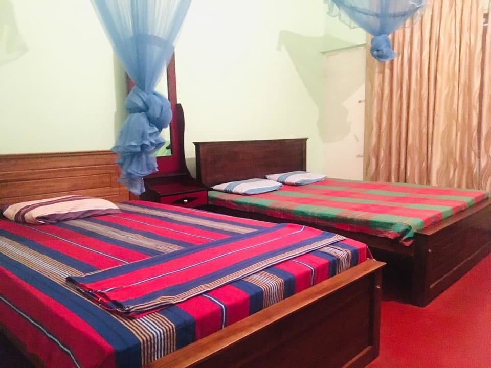 Family Quadruple Room, Multiple Beds, Non Smoking, Ground Floor | Bed sheets