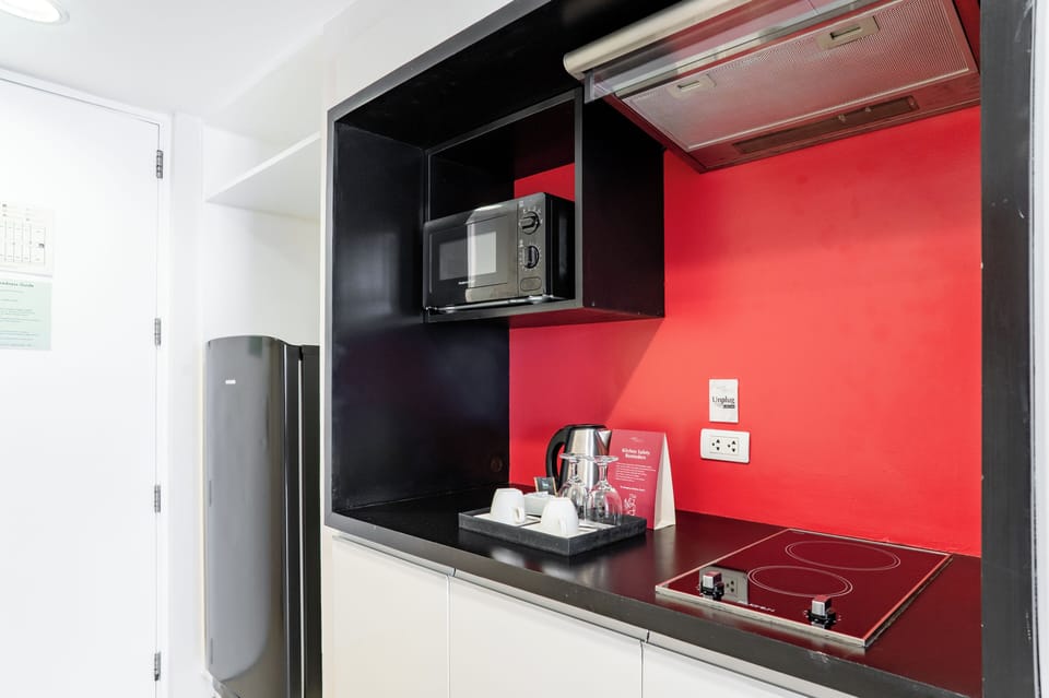 Fridge, microwave, stovetop, electric kettle