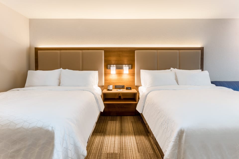 In-room safe, desk, laptop workspace, blackout drapes