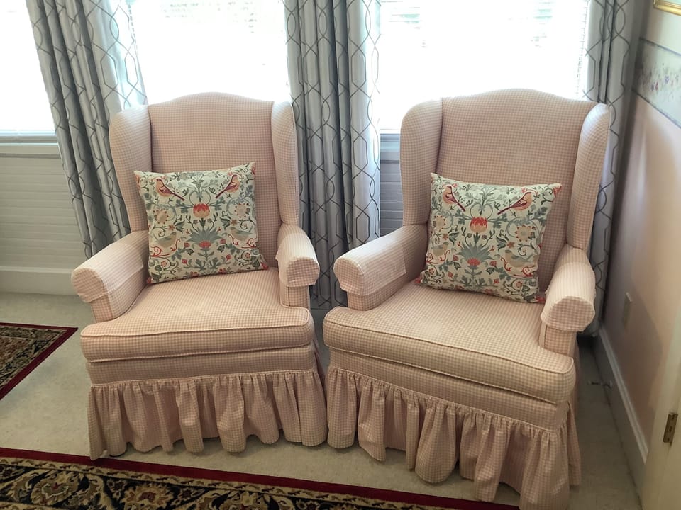 Patricia's Room | Individually decorated, individually furnished, iron/ironing board