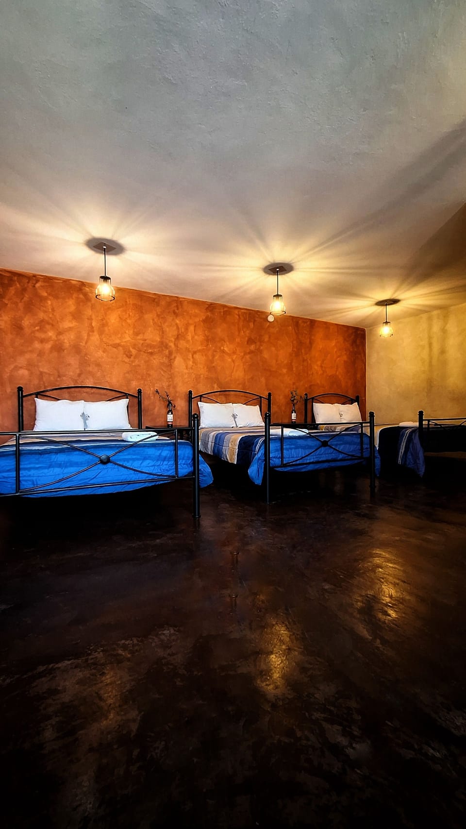 Standard Triple Room | Soundproofing, bed sheets