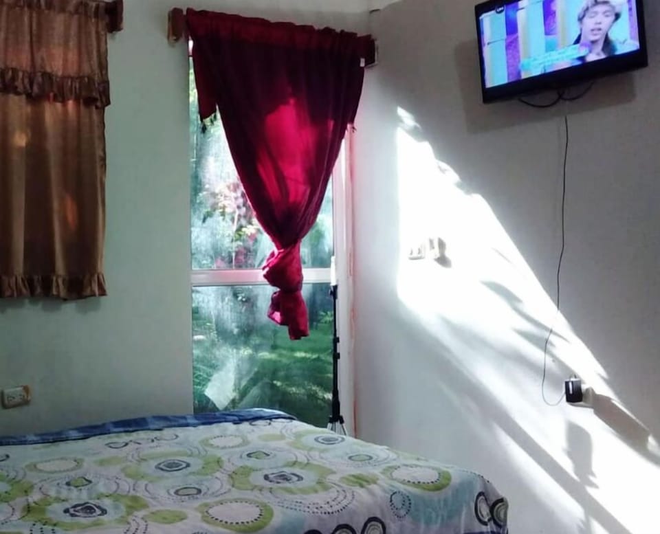 Blackout drapes, bed sheets