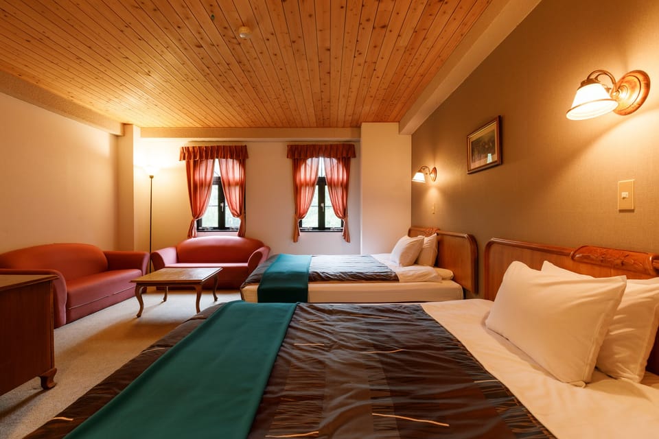 Standard Twin Room, Non Smoking | Free WiFi, bed sheets