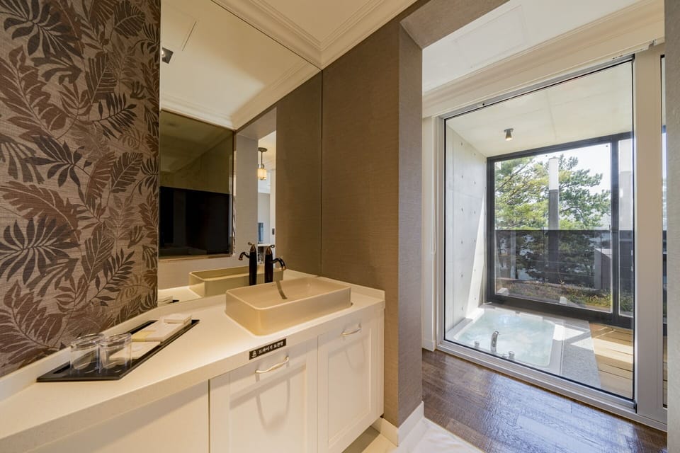 Goseong Hansan Marina Resort Hotel in South Korea