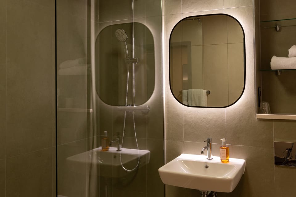 Scarman - Warwick Conferences Hotel in Coventry