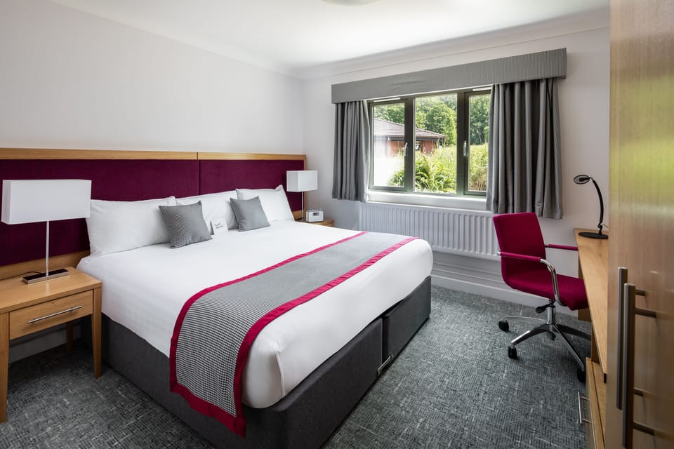 Standard Double Room | Premium bedding, in-room safe, desk, laptop workspace