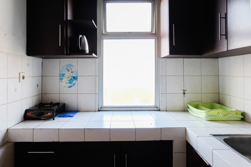 Room | Private kitchen | Fridge, stovetop, cookware/dishes/utensils