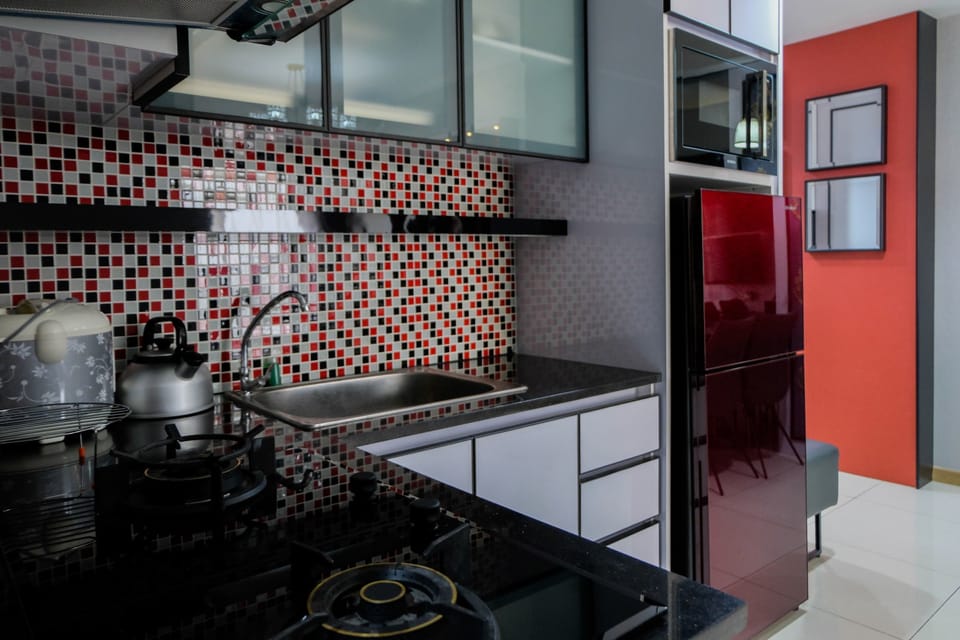 Room | Private kitchen | Fridge, stovetop, electric kettle, cookware/dishes/utensils