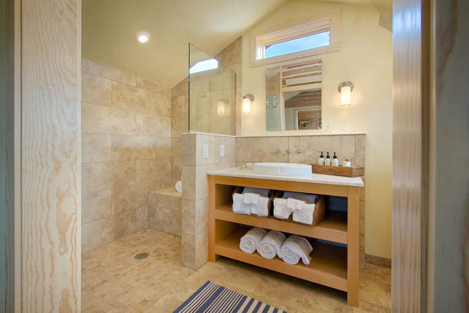 Free toiletries, towels