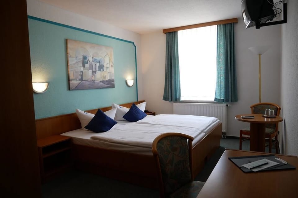 Double Room | Desk, cribs (surcharge), rollaway beds (surcharge), WiFi (free)