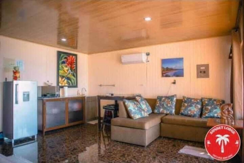 Comfort Studio, 1 King Bed, Ocean View | Living area | 40-inch flat-screen TV with digital channels, Netflix