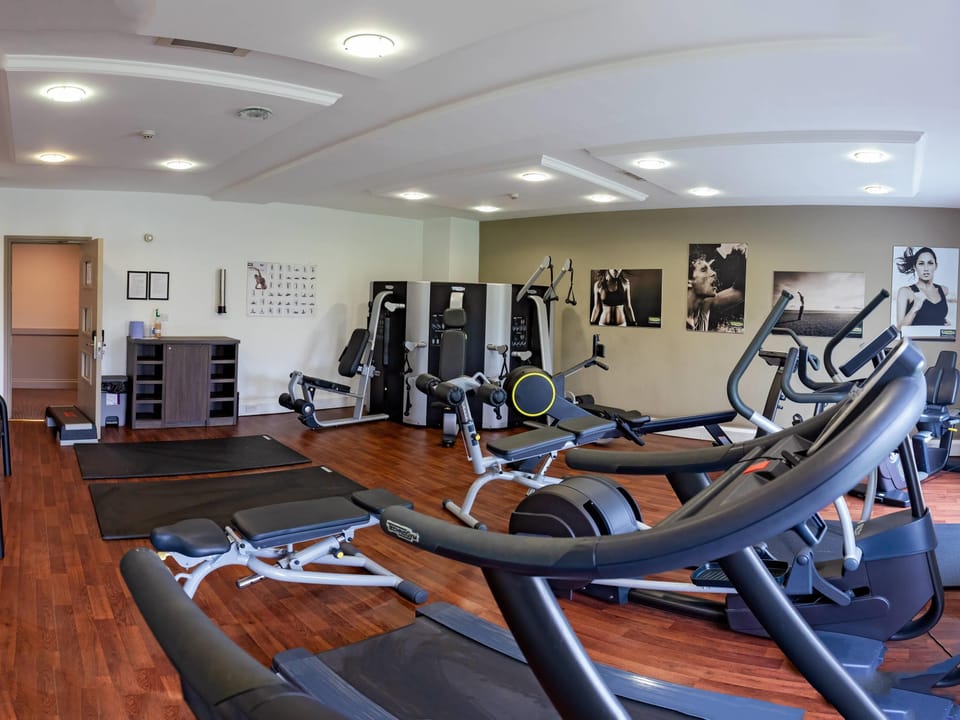 Mercure Milton Keynes Hotel in Aylesbury Vale