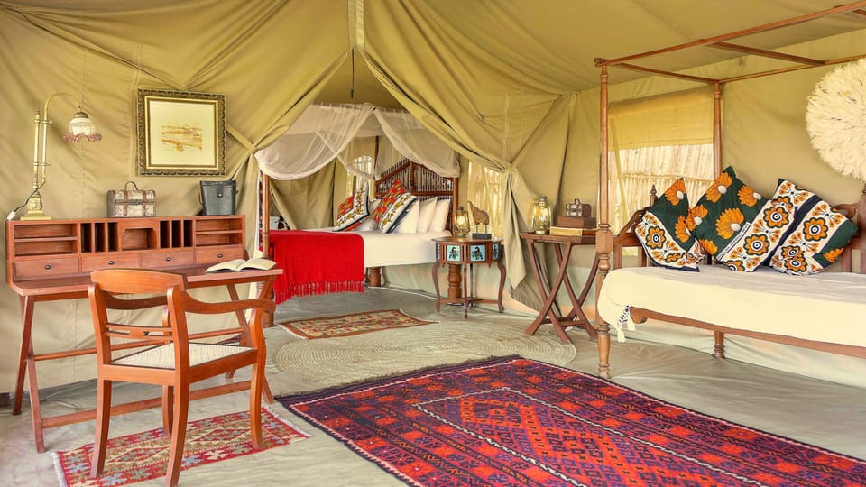 Family Tent | 1 bedroom, desk, bed sheets