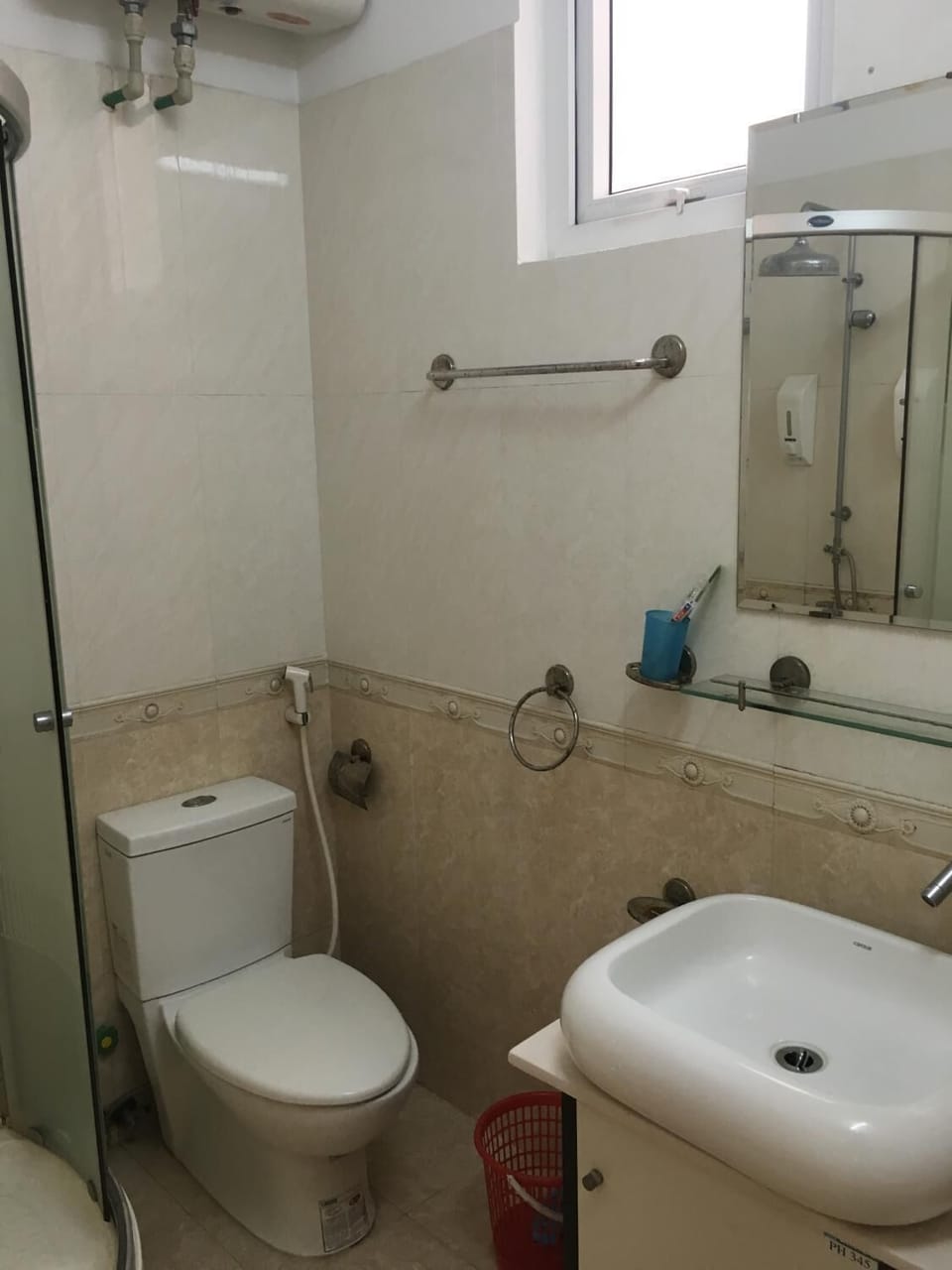 Shower, free toiletries, hair dryer, slippers