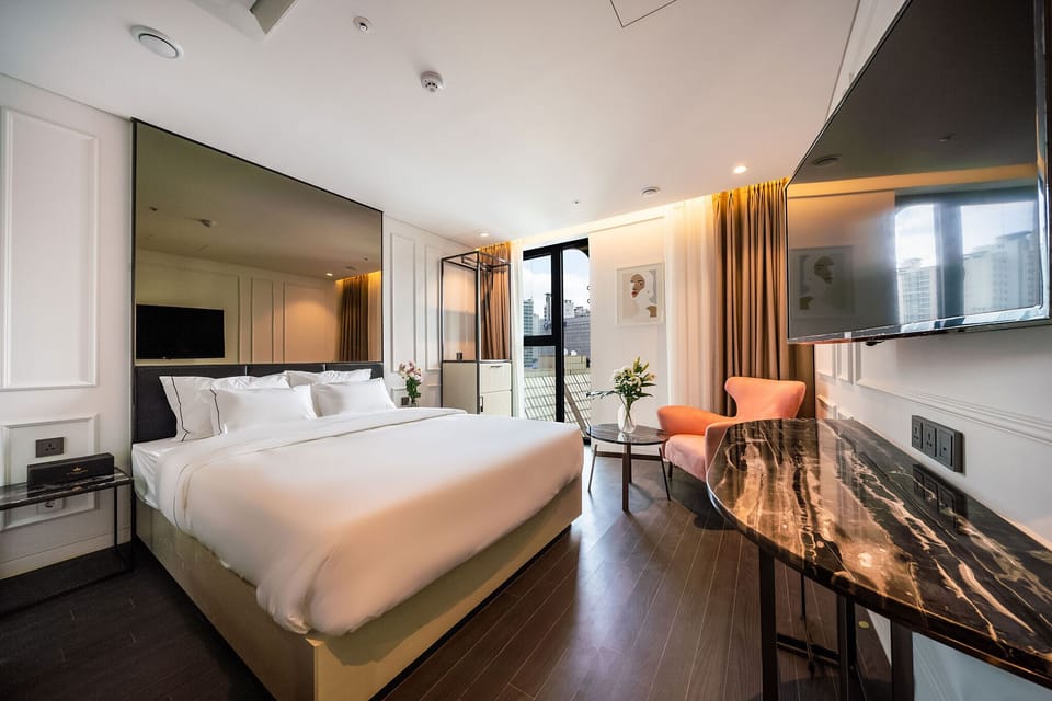 Deluxe Double Room | Free WiFi, bed sheets