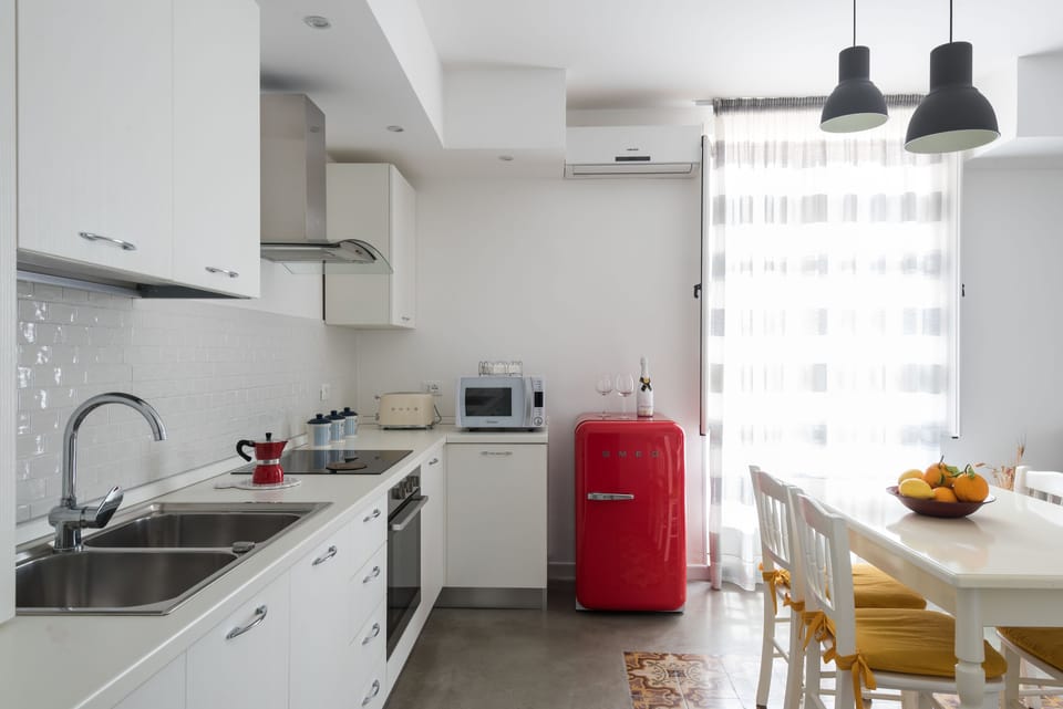 Apartment, 1 Bedroom, Terrace | In-room dining