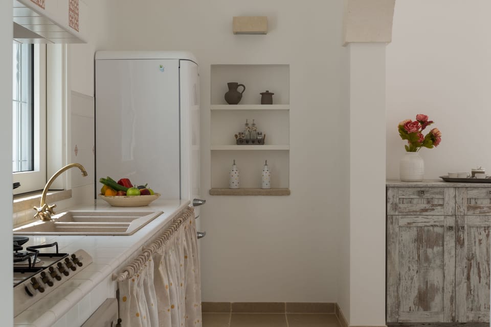 Apartment, 3 Bedrooms | Private kitchen | Full-size fridge, oven, stovetop, dishwasher