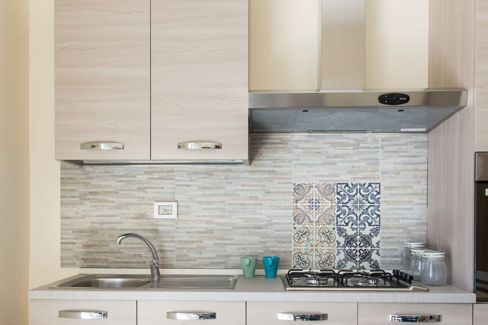 Apartment, 1 Bedroom | Private kitchen | Full-size fridge, oven, stovetop, electric kettle