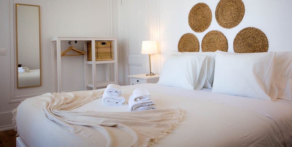 Deluxe Double or Twin Room, Shared Bathroom | Laptop workspace, blackout drapes, iron/ironing board, free WiFi