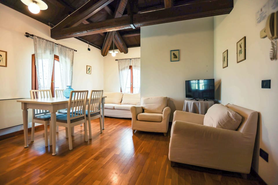 Apartment, 1 Bedroom | Living area