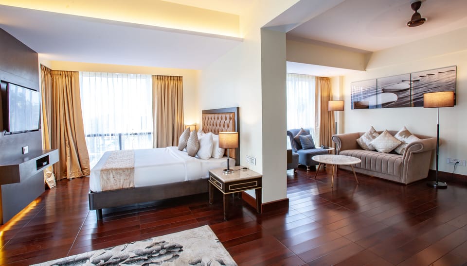 Ocean View room | Minibar, in-room safe, blackout drapes, soundproofing