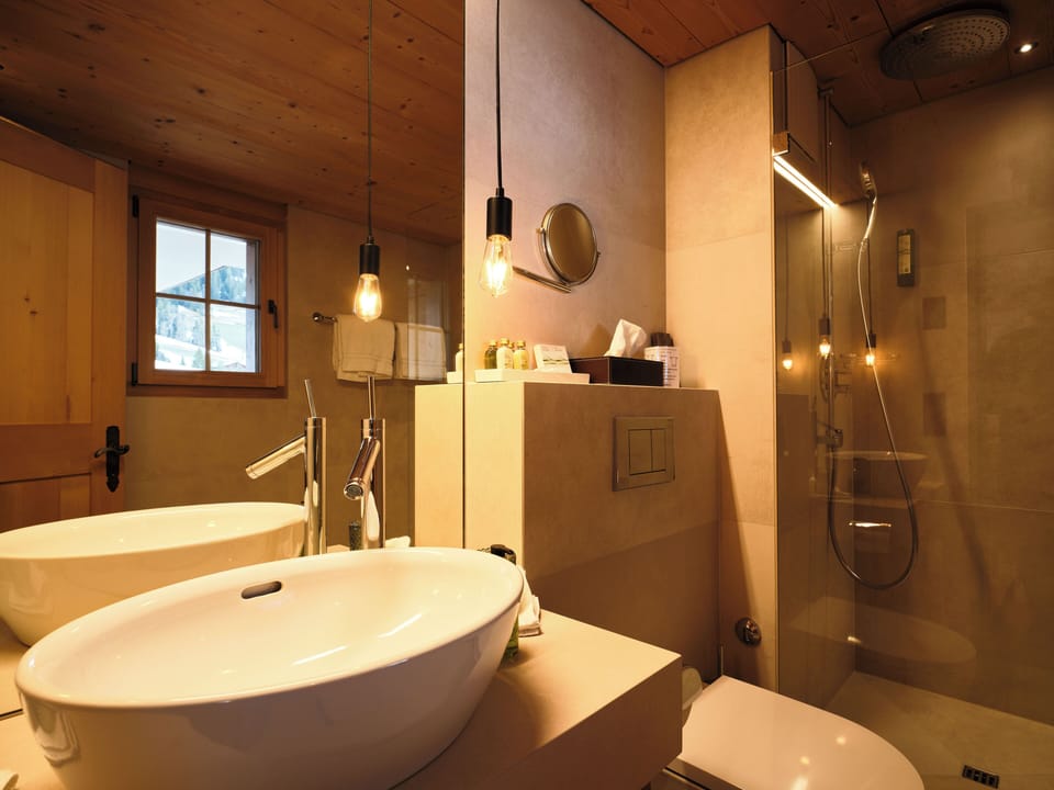 Shower, free toiletries, hair dryer, bathrobes