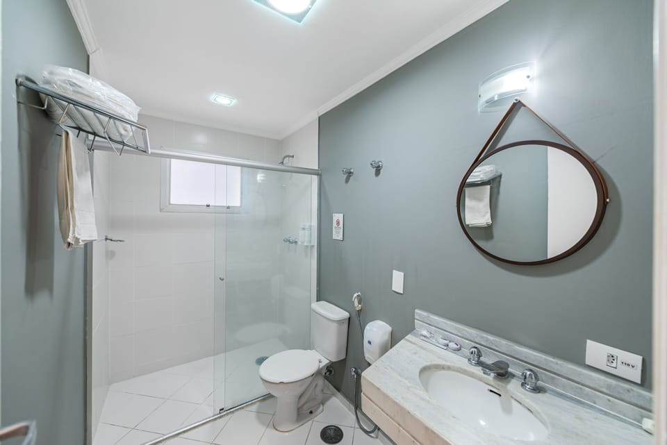 Room | Bathroom | Free toiletries, hair dryer, towels