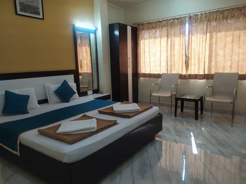 Superior Room Non AC | In-room safe, desk, bed sheets