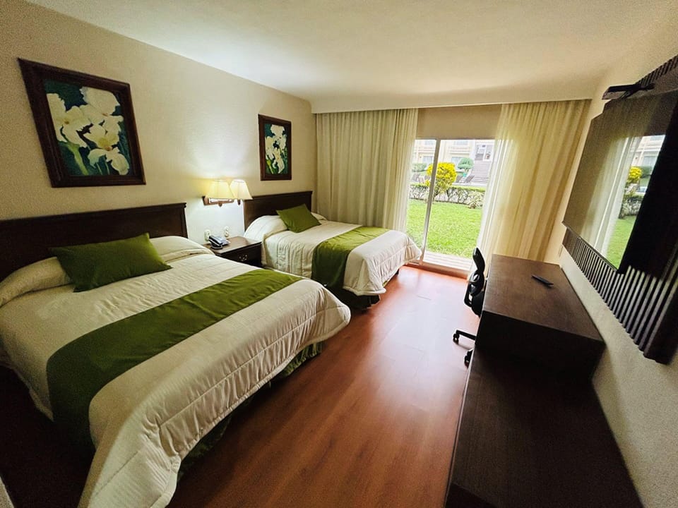In-room safe, desk, iron/ironing board (on request), WiFi (free)