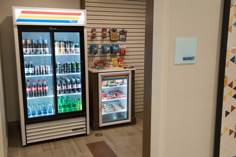 Holiday Inn Express & Suites Fort Wayne North by IHG Hotel in Fort Wayne