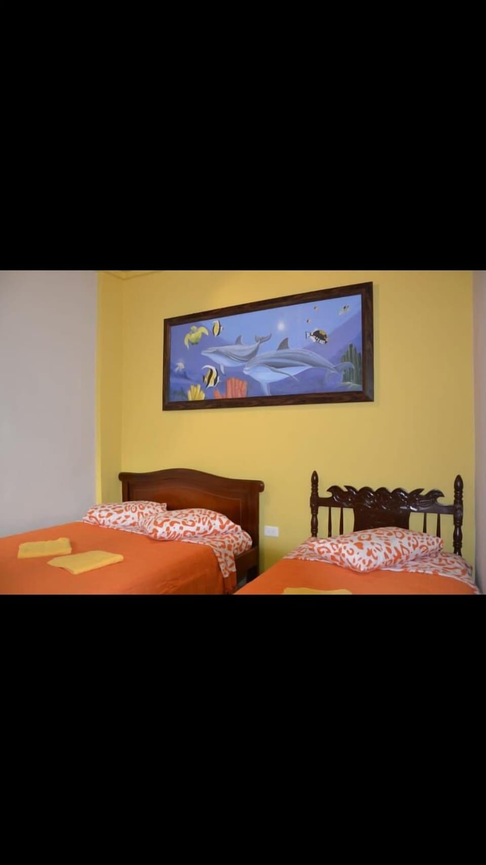 Triple Room | Free WiFi, bed sheets