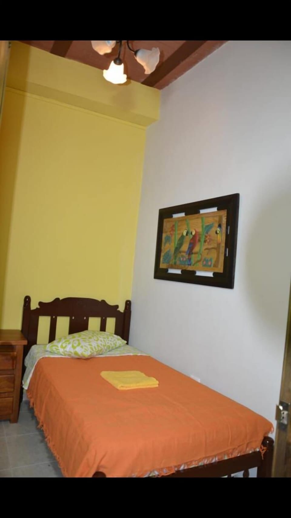 Single Room | Free WiFi, bed sheets