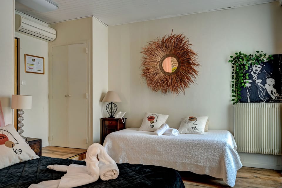 Junior Suite, Terrace | Premium bedding, Select Comfort beds, in-room safe, desk