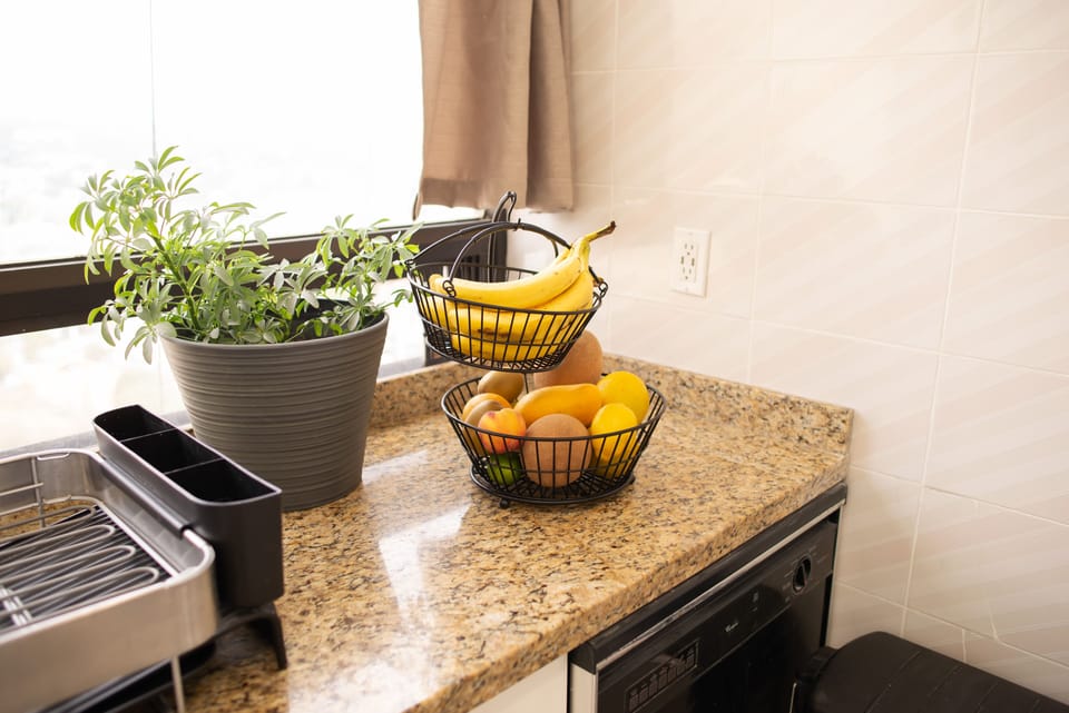 Luxury Loft, 2 Bedrooms, Kitchen, City View | Private kitchen | Full-size fridge, microwave, oven, stovetop