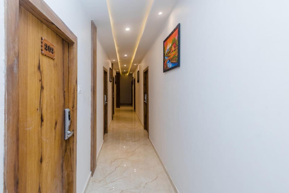 Hotel Riva International - Near Nesco Center Hotel in Mumbai