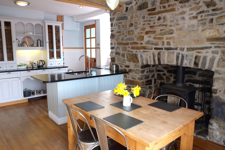 Harbourmaster Cottage | Private kitchen