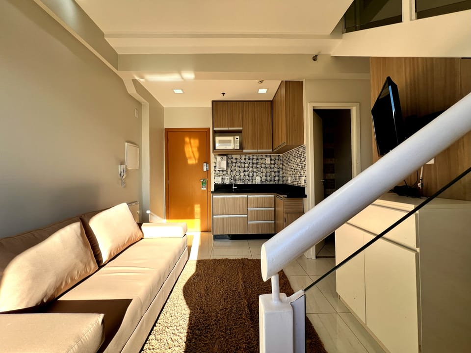 Traditional Duplex | Private kitchen | Fridge, microwave, stovetop, cookware/dishes/utensils