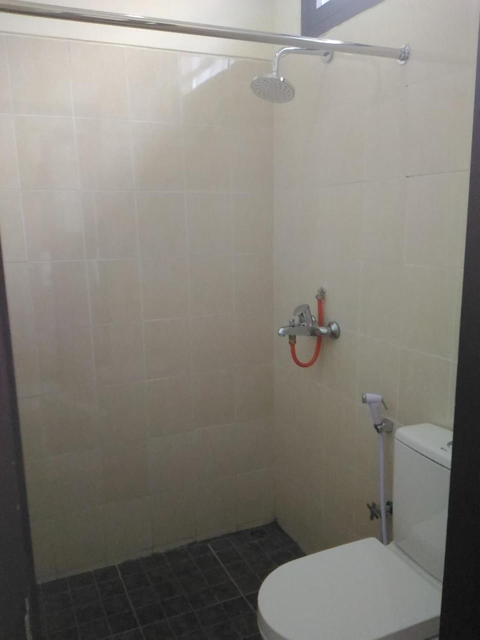 Shower, towels