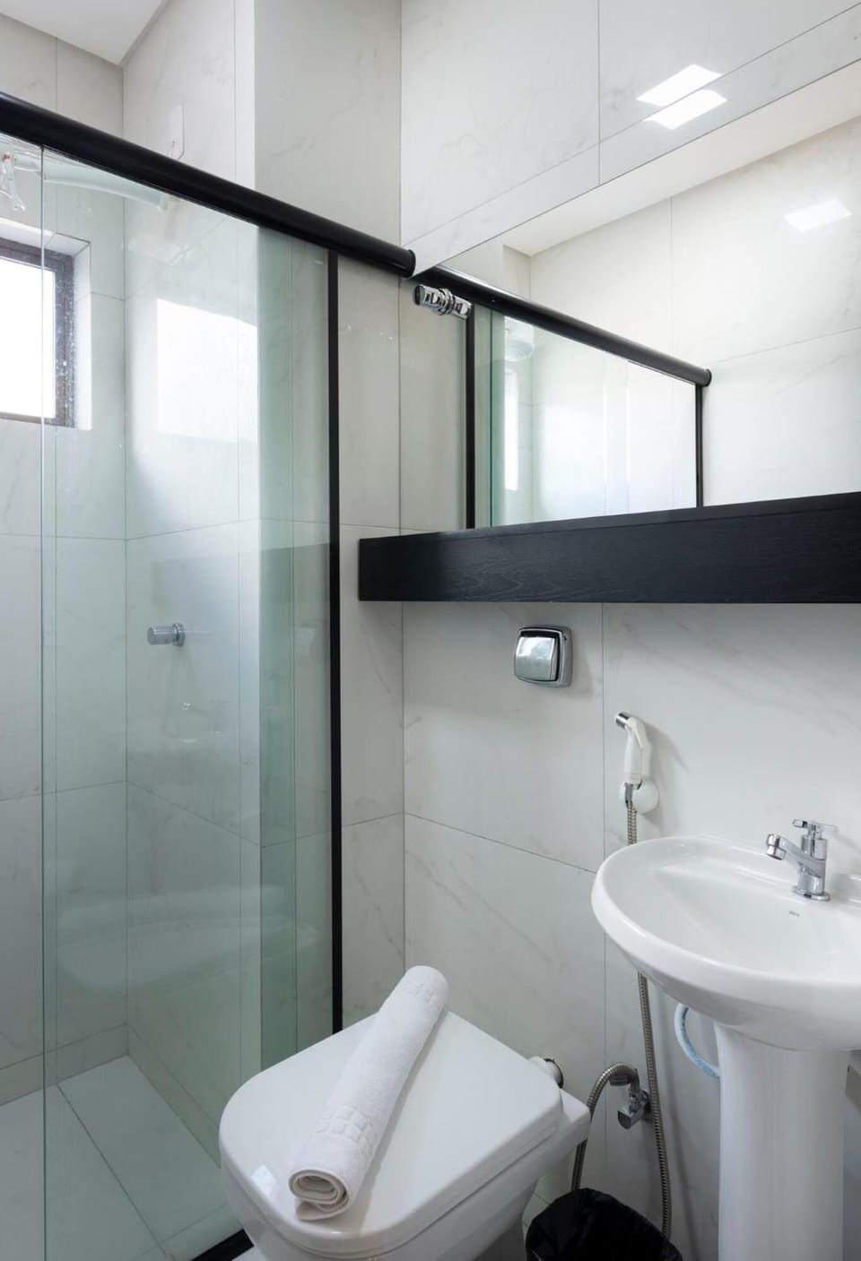 Shower, towels