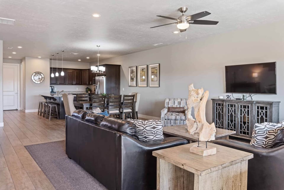 Townhome, 4 Bedrooms | Living area | 36-inch Smart TV with cable channels, TV