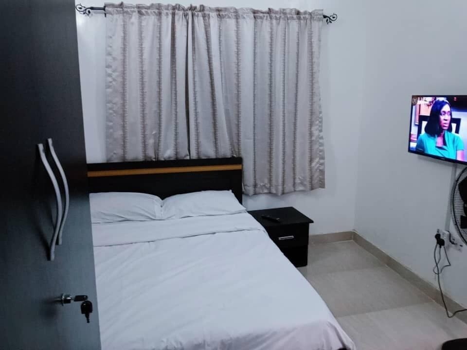 Apartment, 2 Bedrooms | 2 bedrooms, iron/ironing board, free WiFi, bed sheets