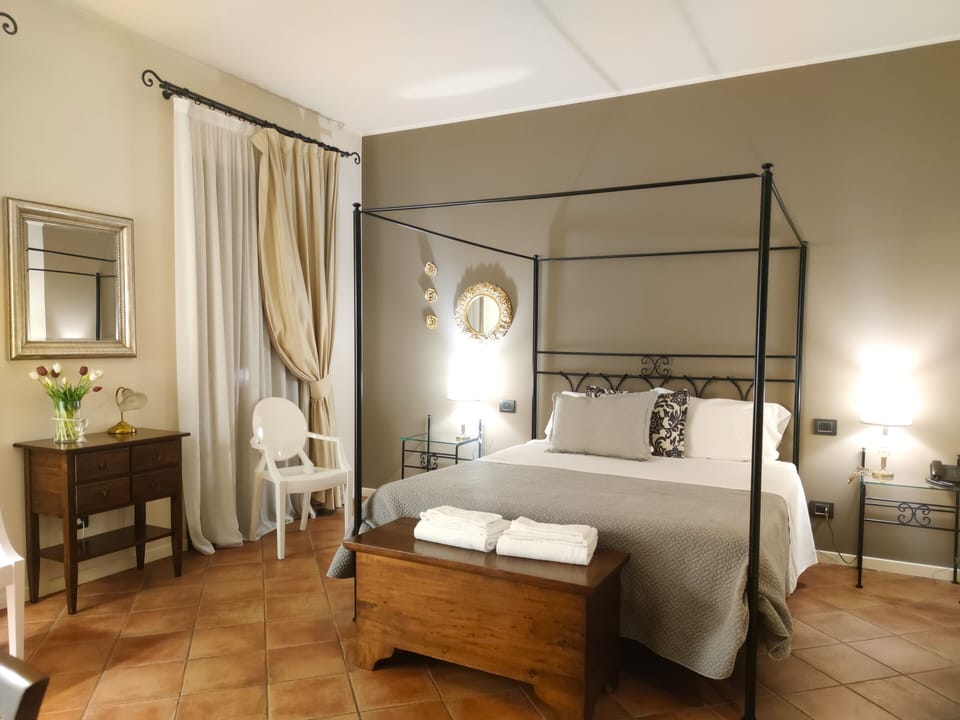Double or Twin Room | In-room safe, cribs/infant beds, free WiFi, bed sheets