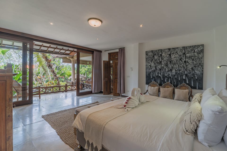 Family Villa | 9 bedrooms, Egyptian cotton sheets, premium bedding, in-room safe