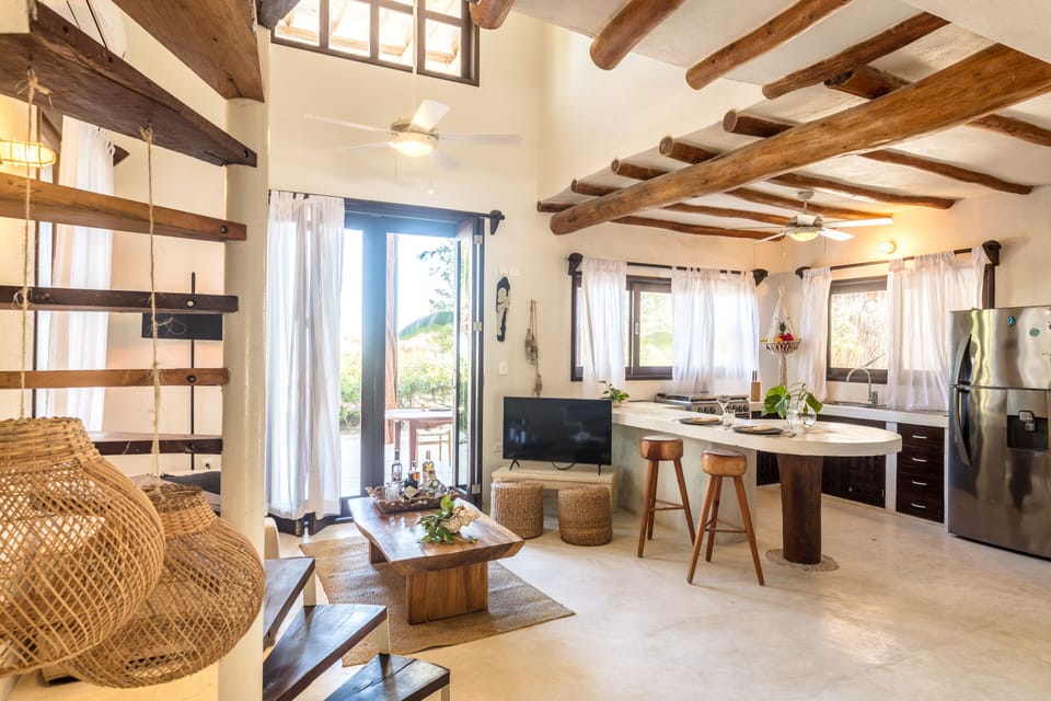 Grand Villa | Private kitchenette