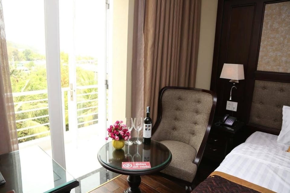 In-room safe, desk, laptop workspace, blackout drapes