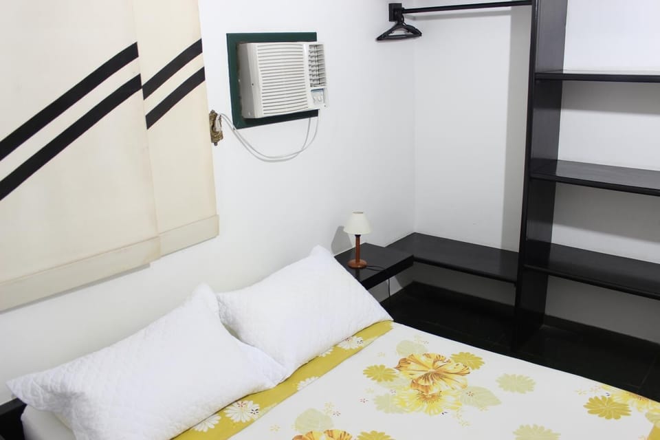 Minibar, desk, free WiFi, bed sheets