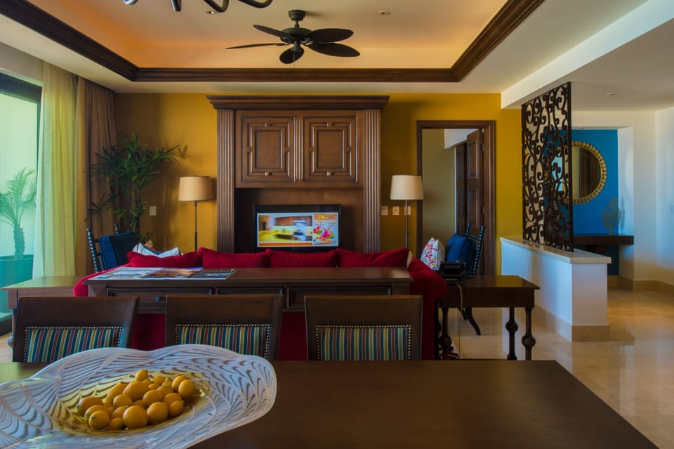 40-inch LED TV with satellite channels, TV