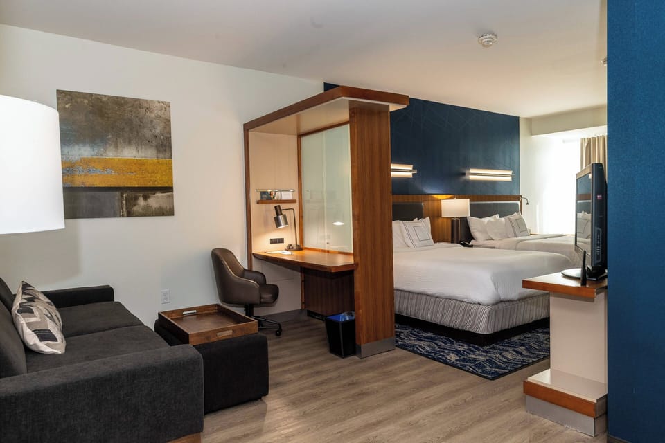 Premium bedding, individually decorated, individually furnished, desk